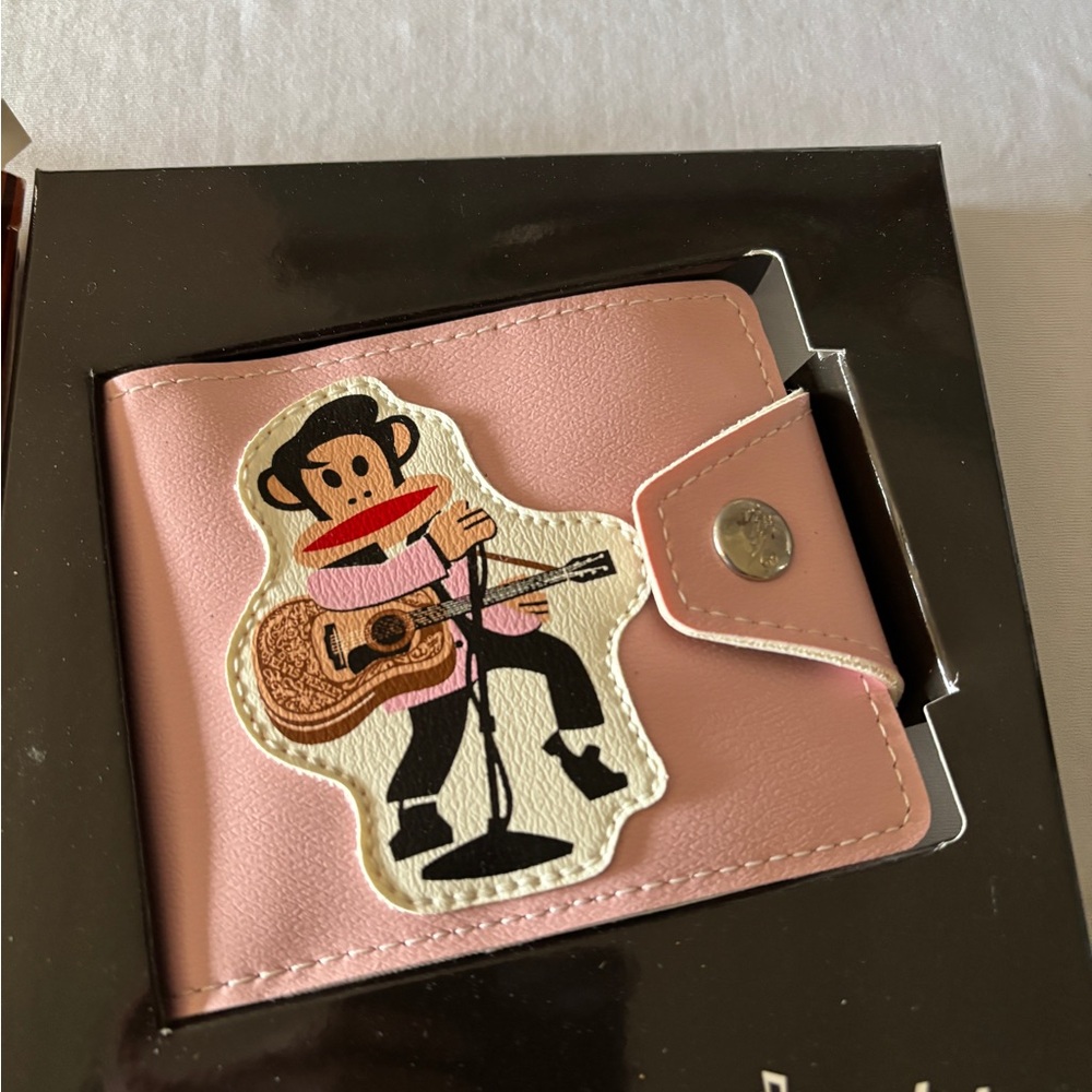 Paul Frank Elvis Julius Graphic Wallet — Pink, Green, Black, White - Picture 4 of 7